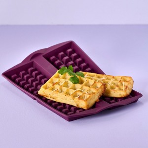 Tupperware Silicone Waffle Form Baking | ESUM54621