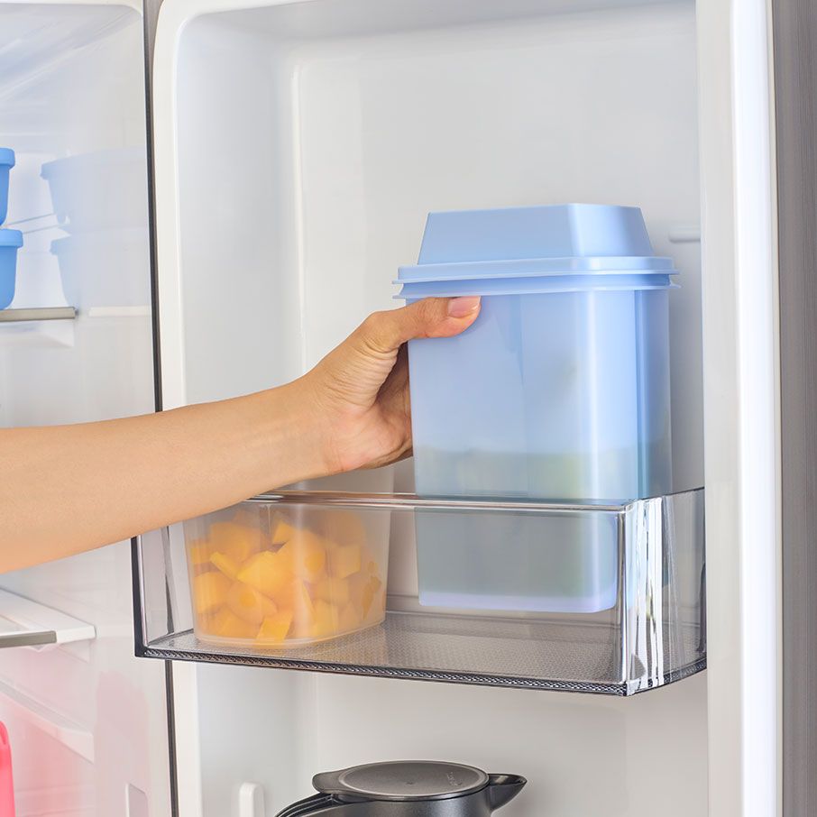 Tupperware Pick-a-deli Container Sheer Ice Cube Refrigerator Storage | HEYI36281